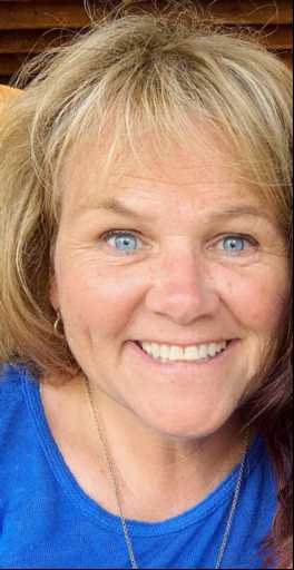 Susan Davis headshot.