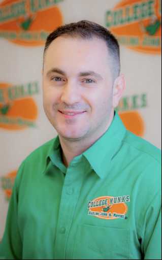 Tim Ibraimi headshot.