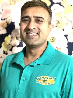 Sanjeev Kumar headshot.