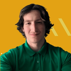 Ashton Leonard headshot.