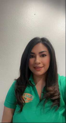 Brianda Bernachi headshot.
