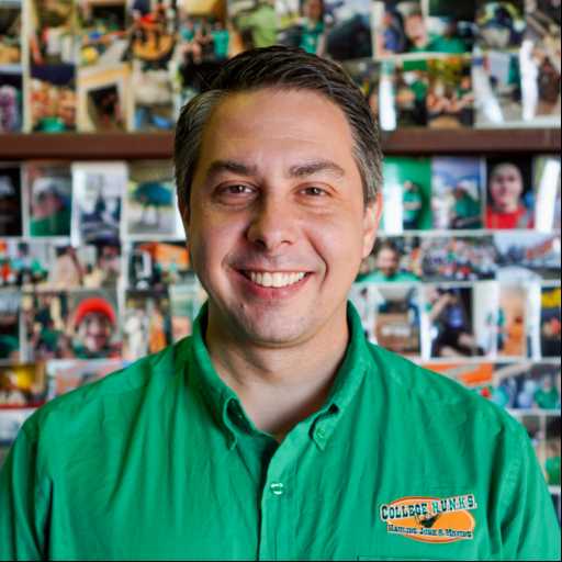 Nic Hall headshot.