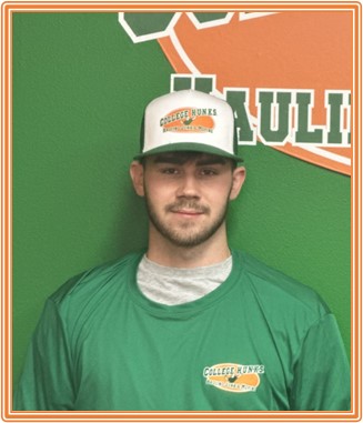 Taylor Daigle headshot.