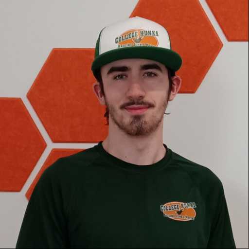 Jacob Kneale headshot.