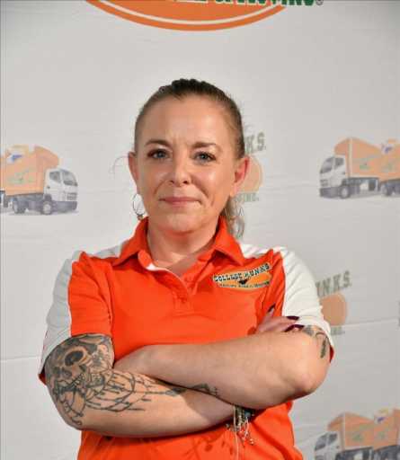 Melissa Stewart headshot.