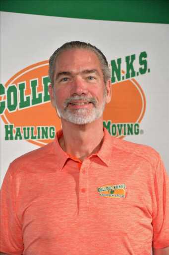 Wayne Pierce headshot.