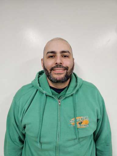 Carlos Profeta headshot.