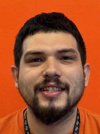 Juan Salas JR headshot.
