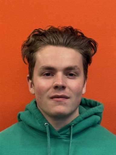 Kel Isar Tjorvason headshot.