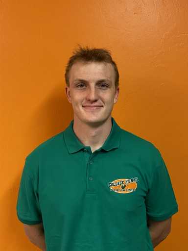 Mason Tomchak headshot.