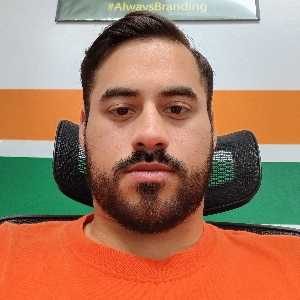 Cristian Pagan headshot.