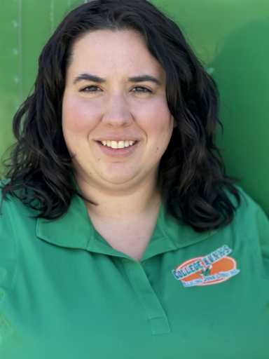 Kaitlyn Jennings-Schacher headshot.